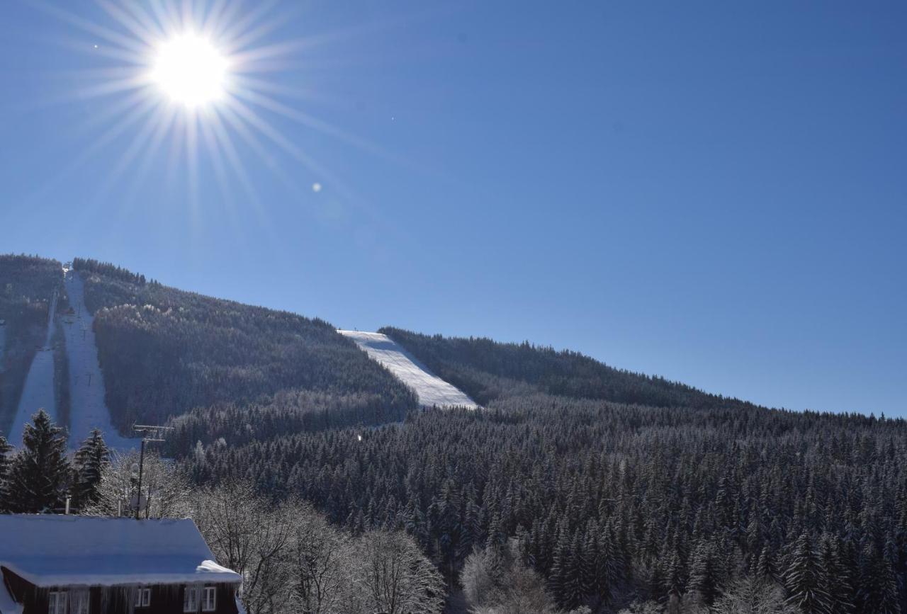 Grand Harrachov Pension V Centru Eksteriør billede